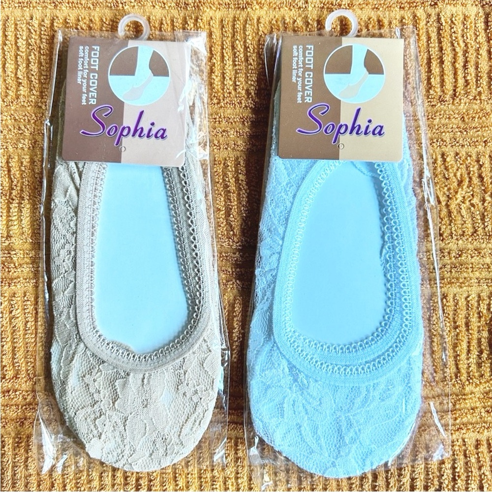 NWT Two Pair Bundle Sophia White Tan Lace Foot Covers Foot Liners OS